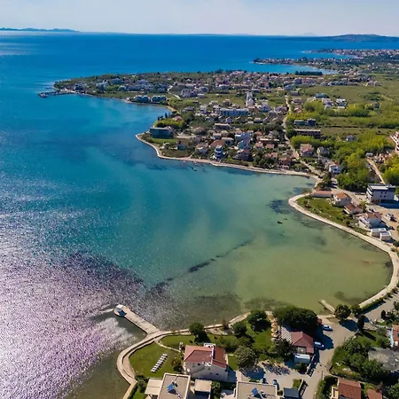Prázdninový dům Family Friendly House With A Swimming Pool Privlaka, Zadar - 23642 Privlaka (Zadar)