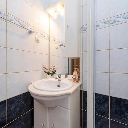 Prázdninový dům Family Friendly House With A Swimming Pool Privlaka, Zadar - 23642