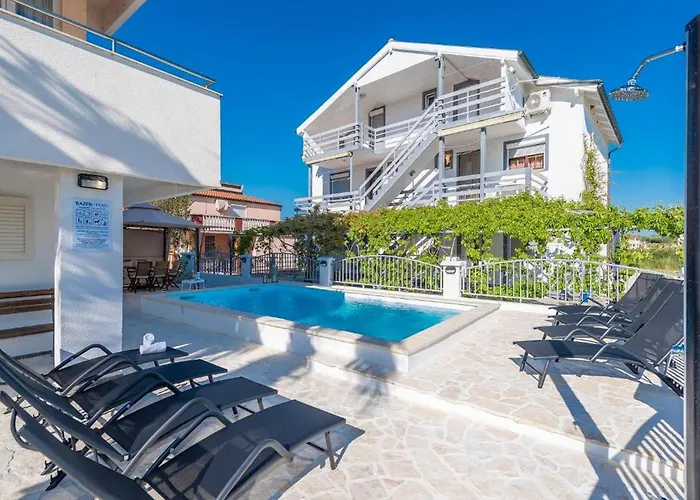 Family Friendly House With A Swimming Pool Privlaka, Zadar - 23642 Privlaka (Zadar)